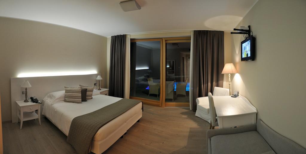 Tullio Hotel Gravedona Ngoại thất bức ảnh